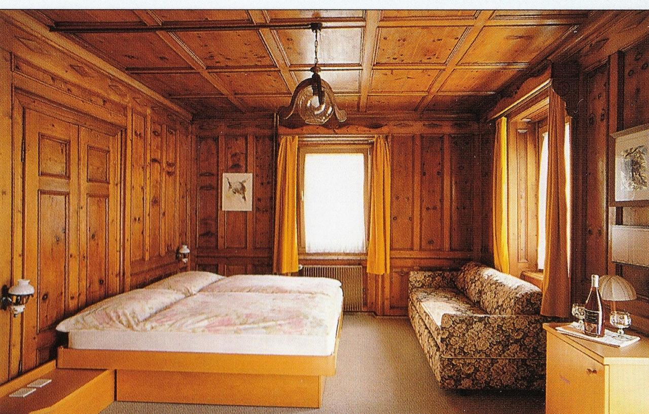 Hotel Raetia Tiefencastel Bagian luar foto